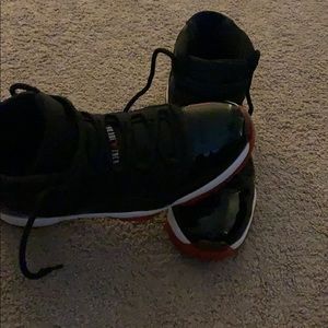 Air Jordan bred 11’s